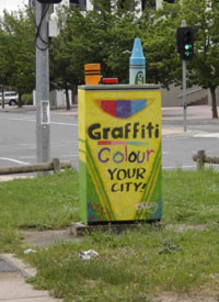 grafitti colouring crayons